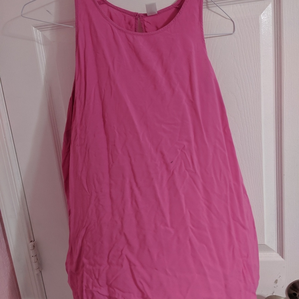 Pink tank - Picture 2 of 4